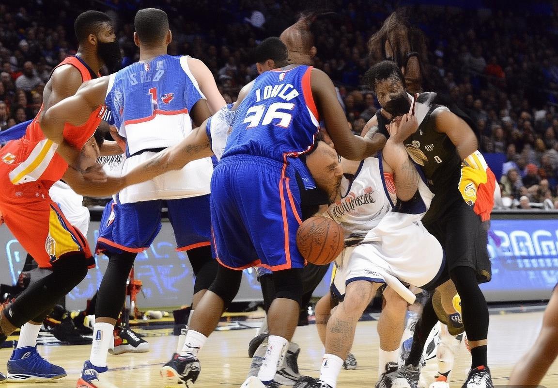 2014-2015赛季勇士快船经典对决回顾：火花瞬间与NBA格局重塑(图2)