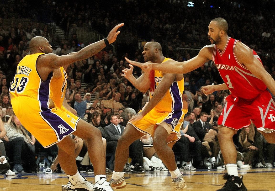 2004年NBA季后赛经典对决：科比奥尼尔VS姚麦火花碰撞(图5)